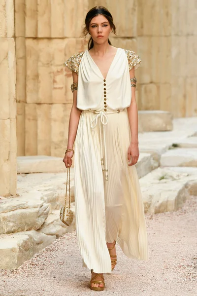 Look 62